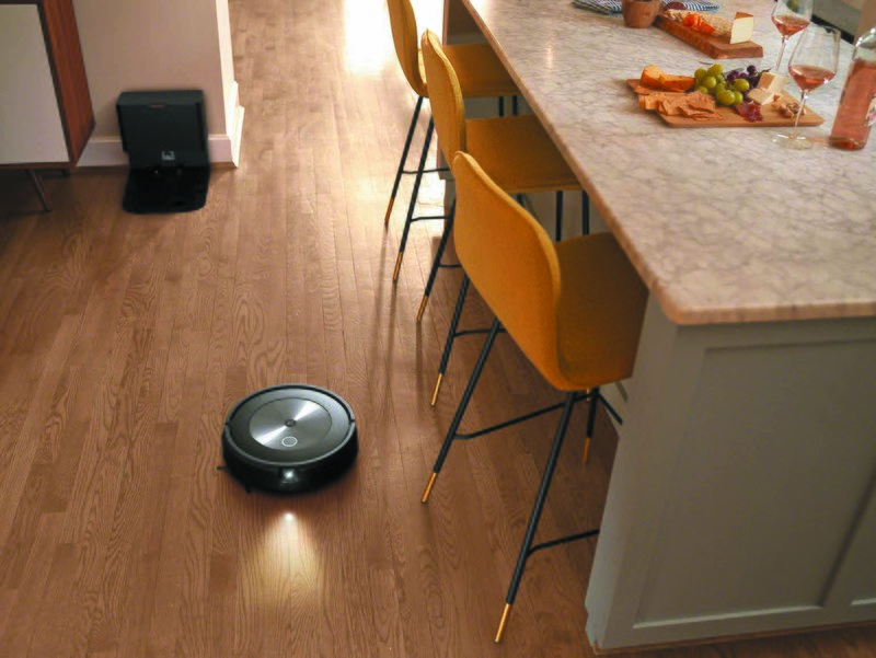 Roomba j7+